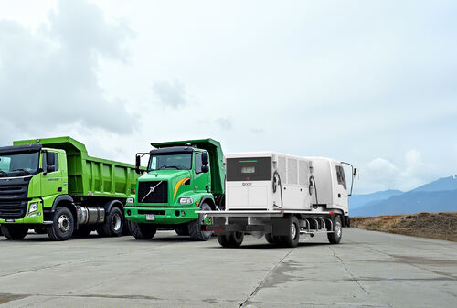 Najnowsze wiadomości o CCS1/CCS2 Kompatybilność podwójnych standardów: w jaki sposób energia drzwi umożliwia firmom zapewniającym pomoc drogową obsługę wszystkich marek pojazdów elektrycznych za pomocą jednej inwestycji?